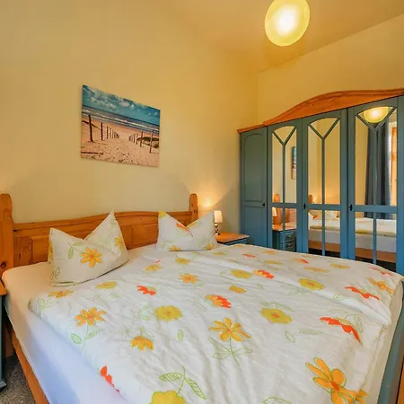 Apartment Der Schlosshof - 01 Pudagla