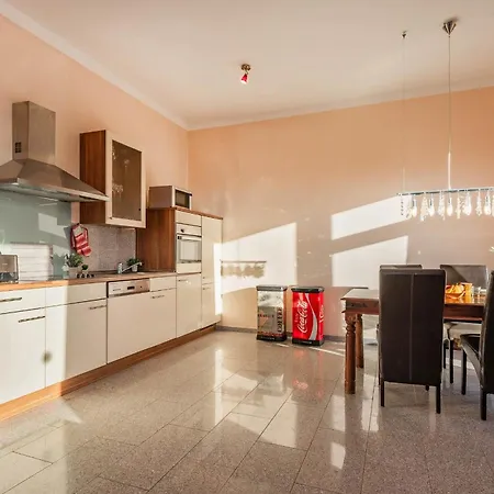 Der Schlosshof - 01 Apartment